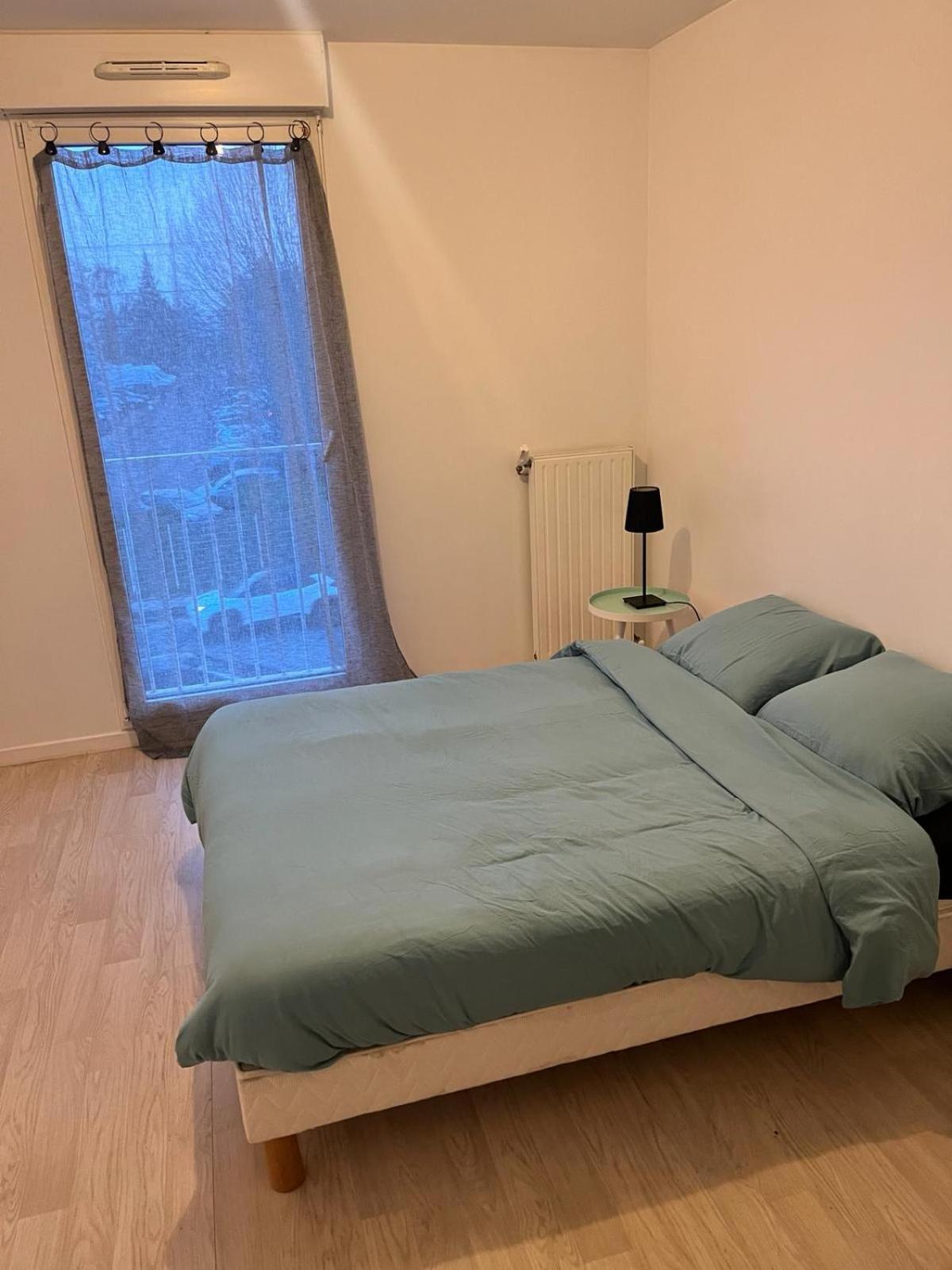 Apartment Belle Proche Gare Massy (Essonne)